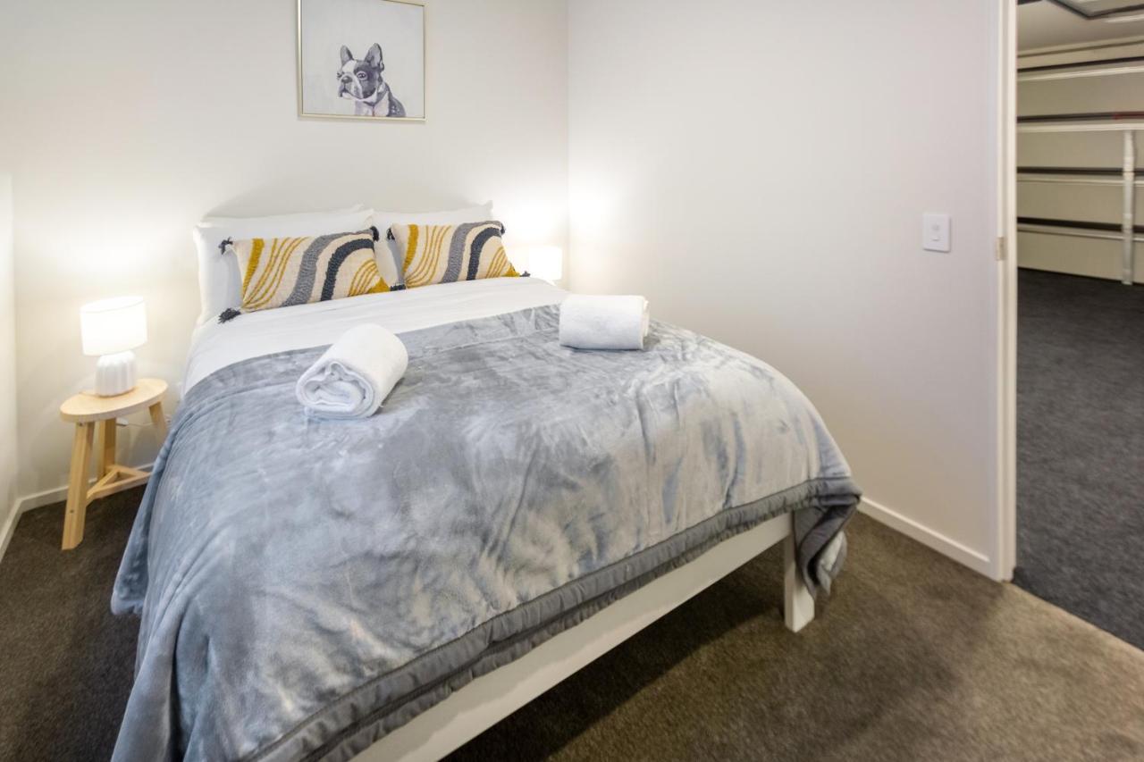 Cozy 3 Bedroom Near Hagley Park W/Garage Christchurch Exterior photo
